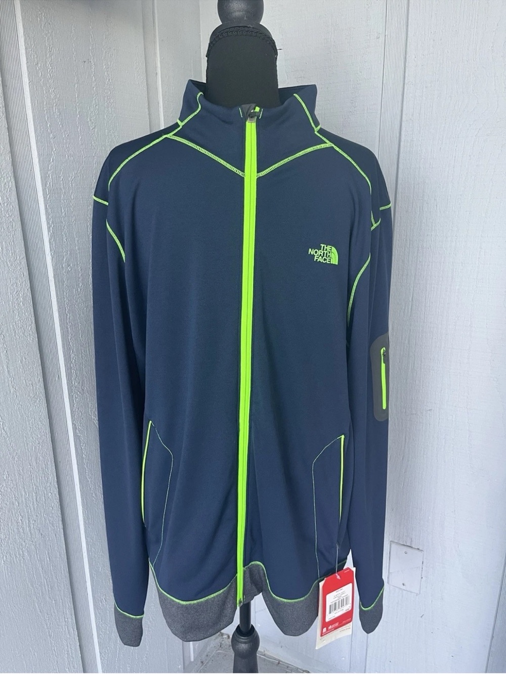 NWT The North Face Ampere Jacket Men’s L Blue Green Full Zip Training MSRP $99